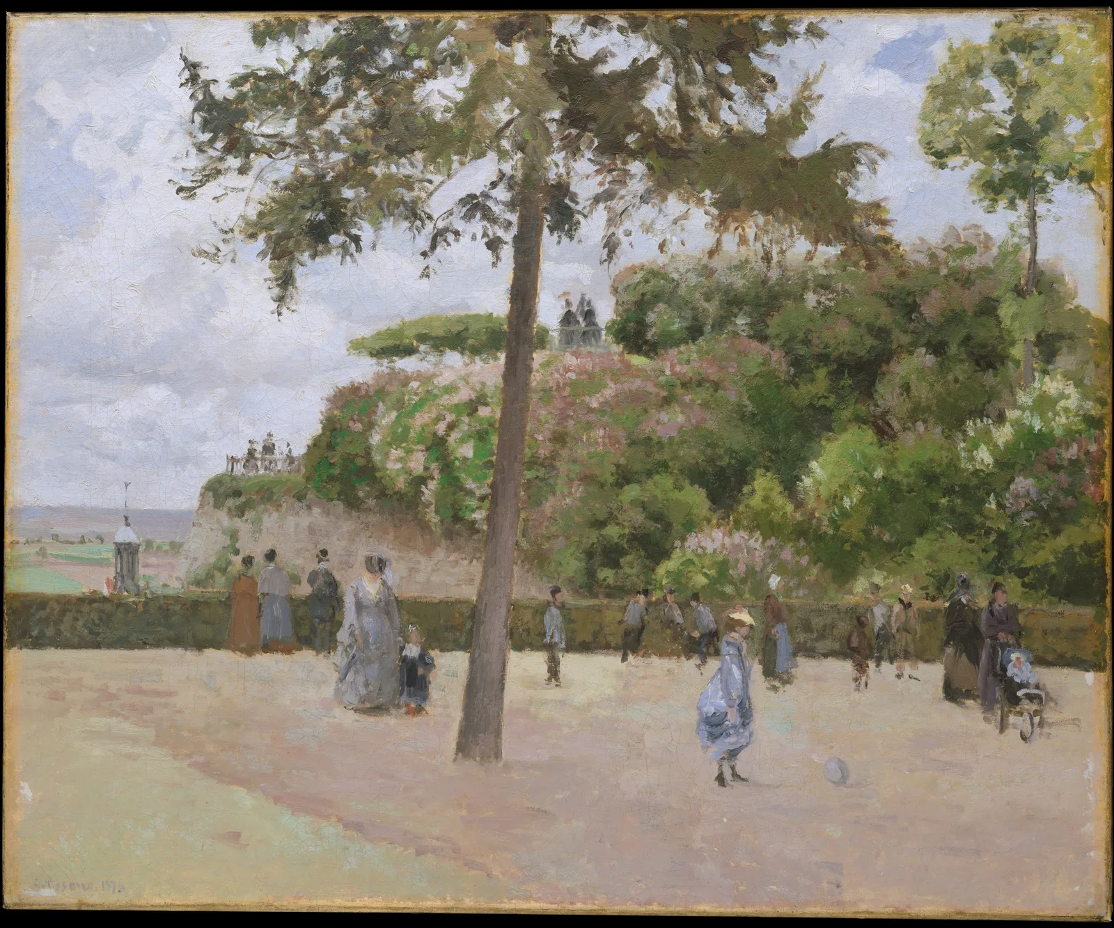 Camille Pissarro, The Public Garden at Pontoise: a thin tree stands in the middle; on an earth-coloured terrace a woman in a grey dress stands with a child, a child in light blue with a straw hat runs, and a woman pushes a pram, all scattered in front of a low hedge. Behind rise flowering shrubs and trees; far left, a plain and a spire.